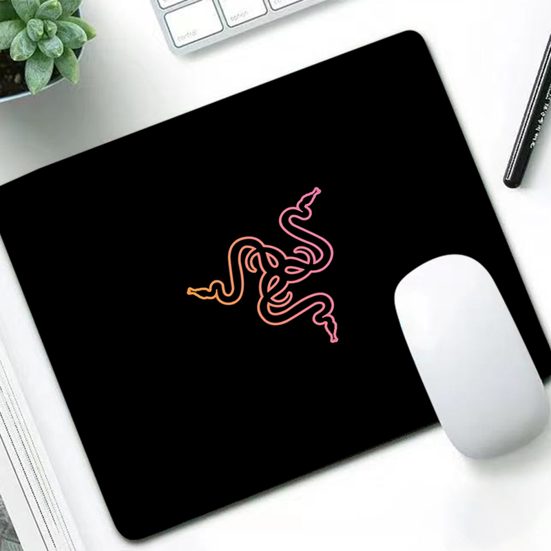 Razer Luxury Mouse Pad Anime G - Gaming Console Portable Pc ulasan dan harga